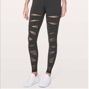 lululemon High Rise Mesh Tech 28” Leggings